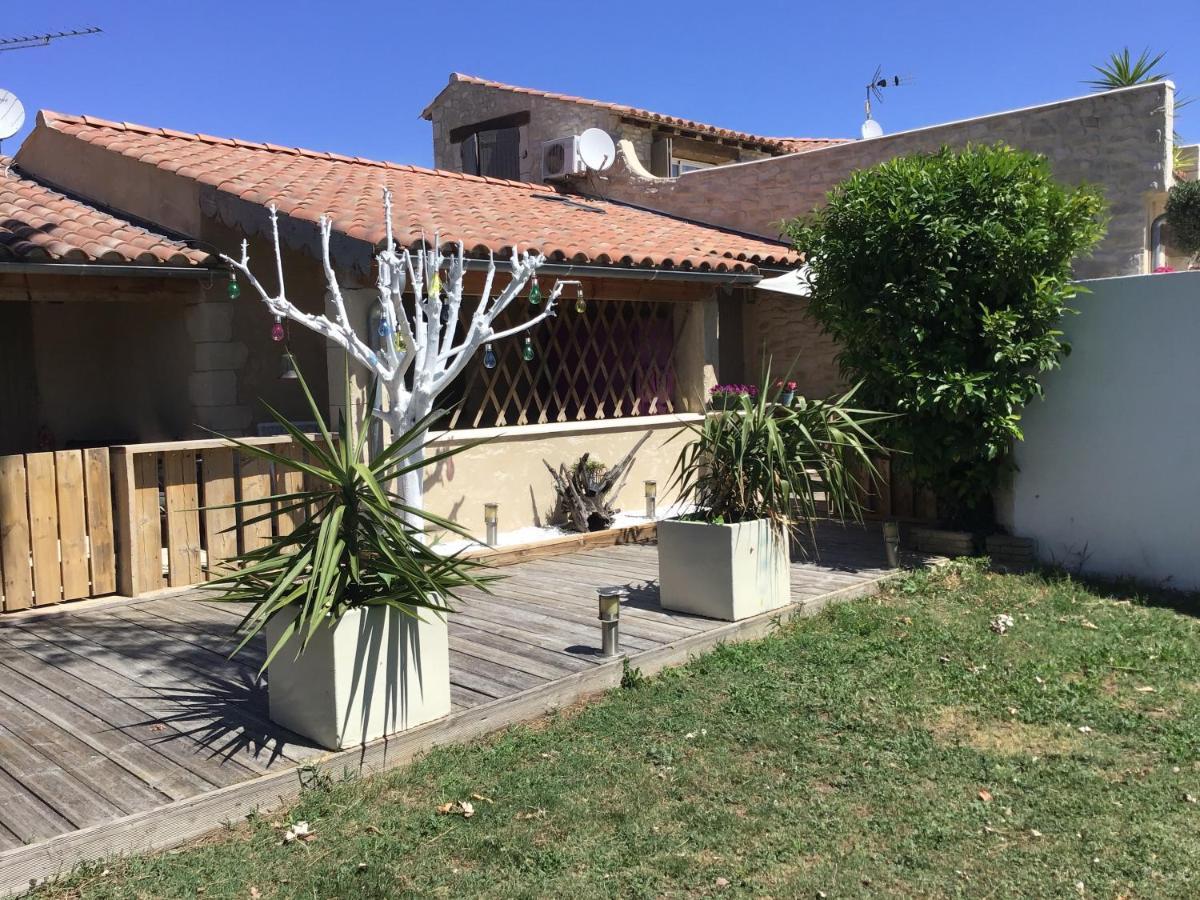 Le Mas Des Mourguettes Saintes-Maries-de-la-Mer Exterior photo